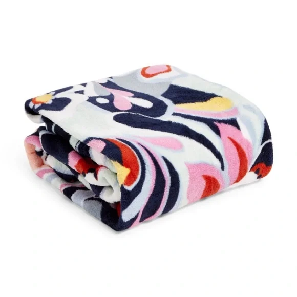 NWT! Vera Bradley throw blanket - Picture 1 of 9